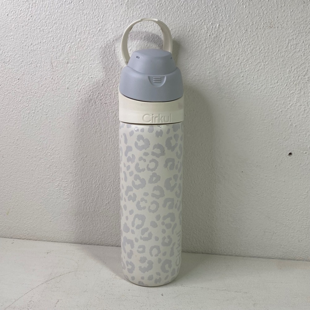 Cirkul Stainless Steel Insulated Water Bottle White Grey Leopard Print 22oz